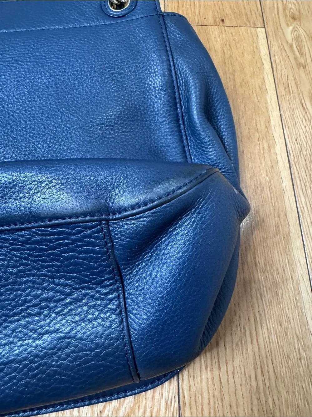 Tory Burch Blue Quilted Leather Shoulder Bag with Chain Strap See Photos